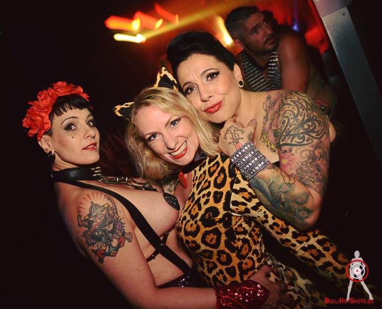 14484794_10155222251964256_992543835815655370_n